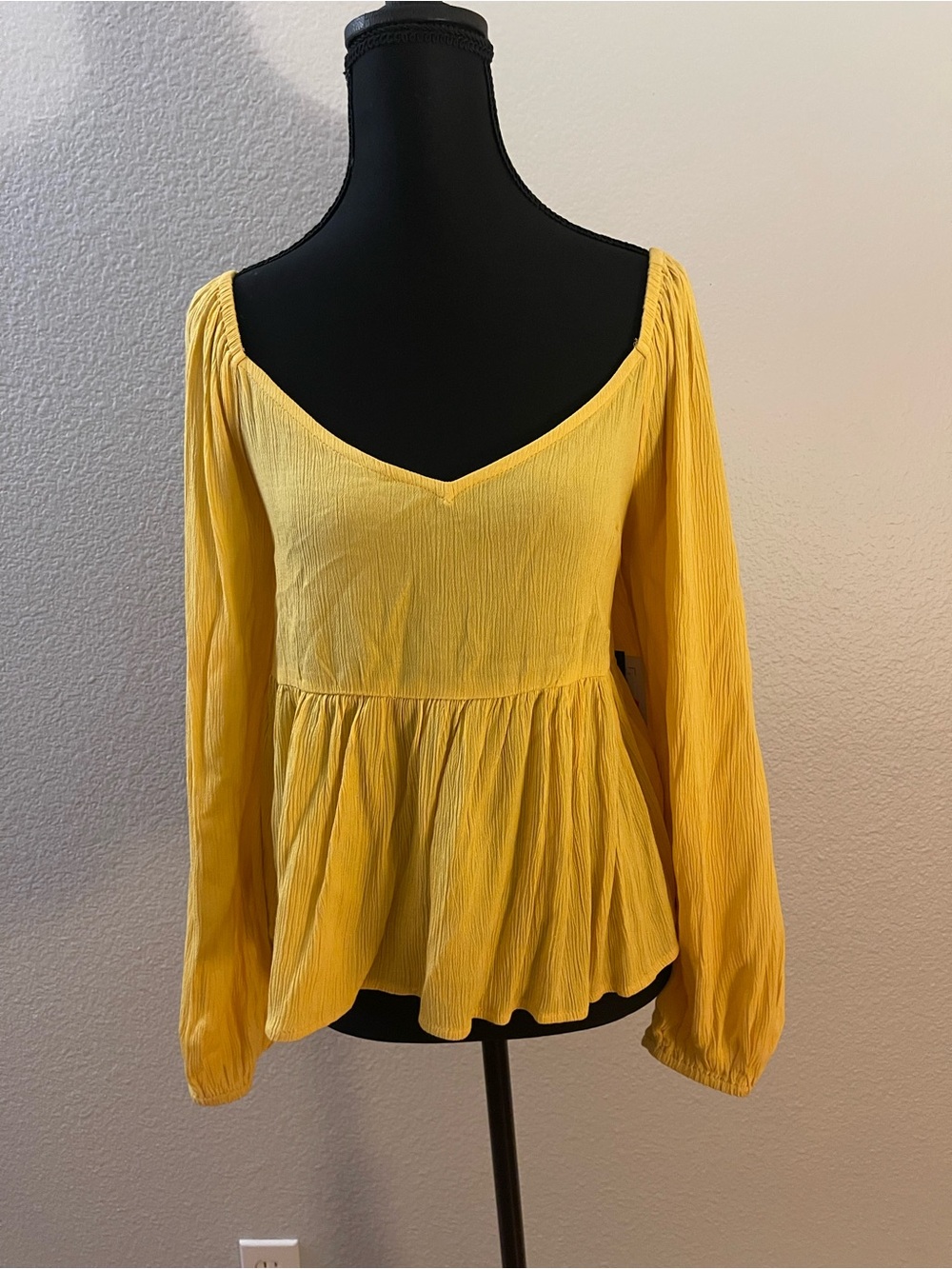 O'Neill Yellow V-Neck Long-Sleeve Peplum Blouse